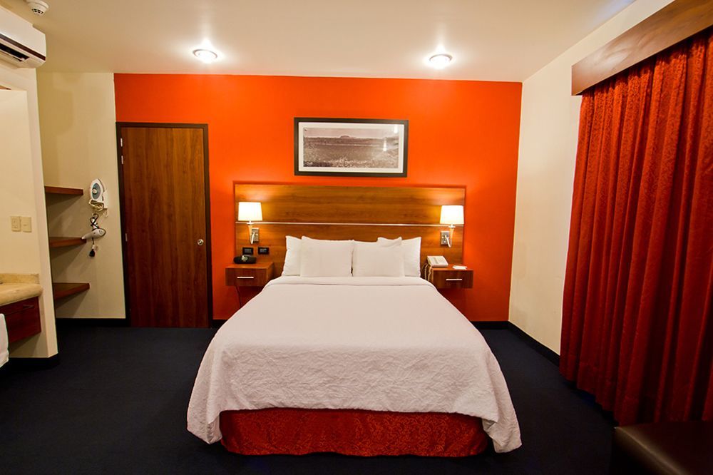 מלון Hampton By Hilton San Juan del Río מראה חיצוני תמונה