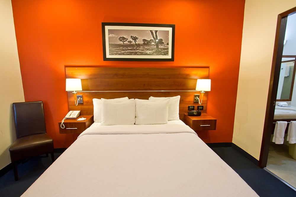 מלון Hampton By Hilton San Juan del Río מראה חיצוני תמונה