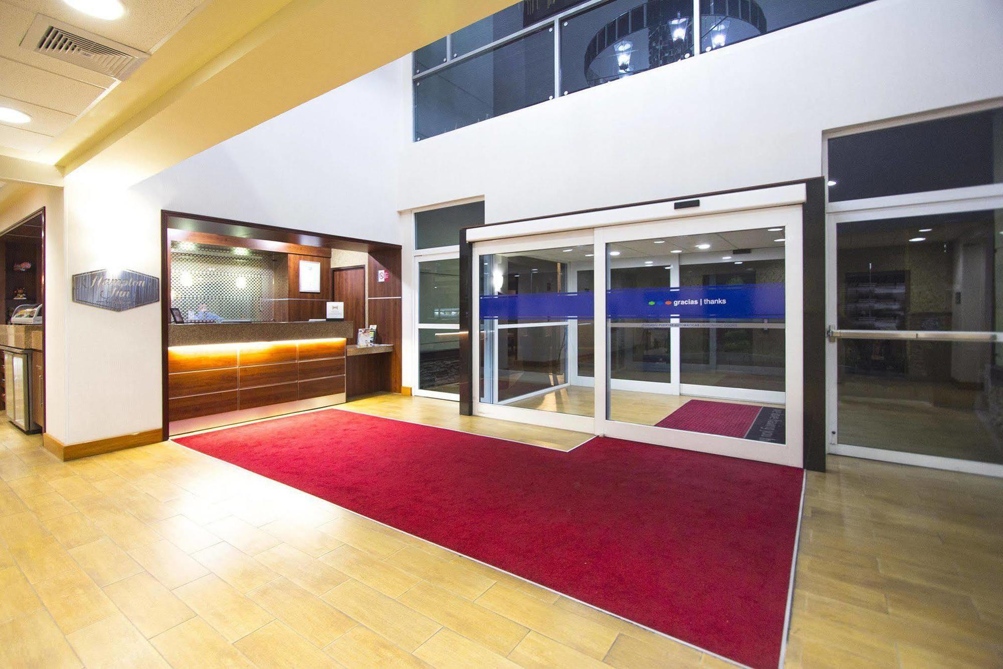 מלון Hampton By Hilton San Juan del Río מראה חיצוני תמונה