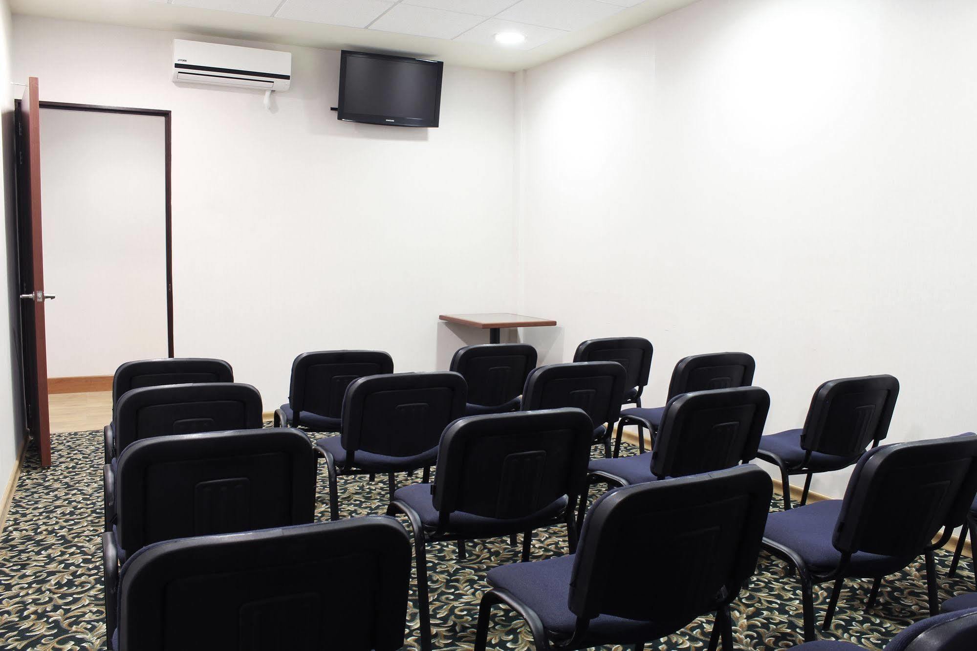 מלון Hampton By Hilton San Juan del Río מראה חיצוני תמונה