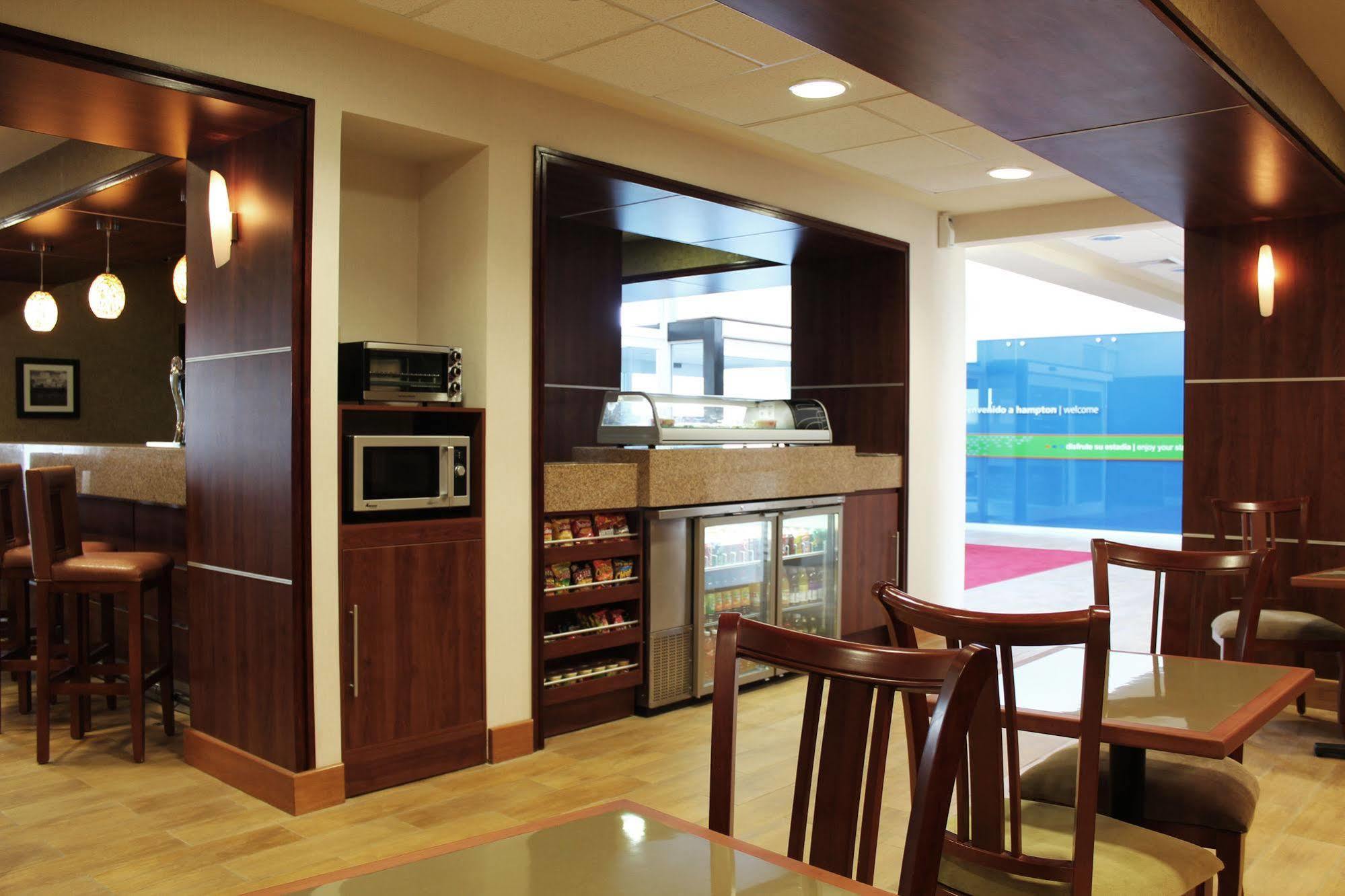 מלון Hampton By Hilton San Juan del Río מראה חיצוני תמונה